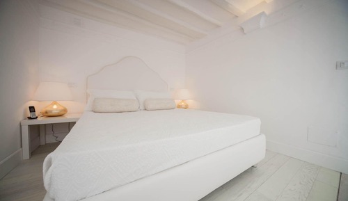 Junior Duplex, 2 Bathrooms
