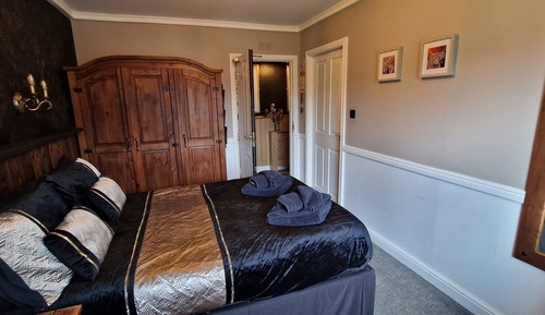 Room (G - Standard Double Room (Gigha))