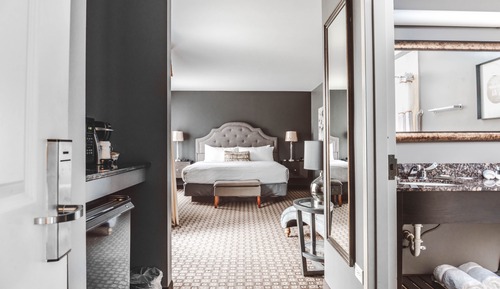 Room, 1 King Bed, Fireplace