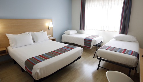 Triple Room (single use)