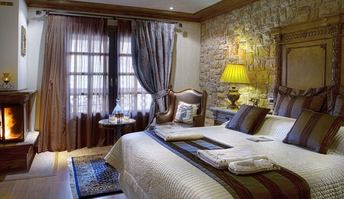 Deluxe Double Room, Fireplace, Mountain View