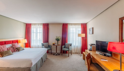 Superior King Room