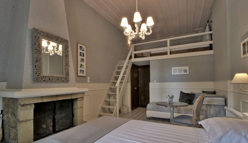 Traditional Quadruple Room, Mountain View