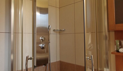 Classic Double Room, 1 Queen Bed, Mountain View