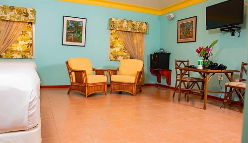 Premium Suite, 2 Queen Beds, Garden View