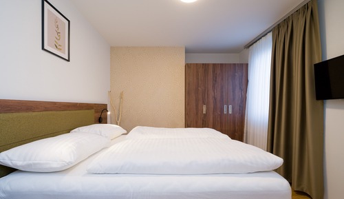 Exclusive Apartment (Top 26)