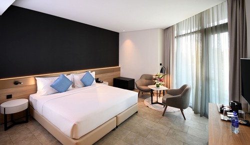 Executive Room
