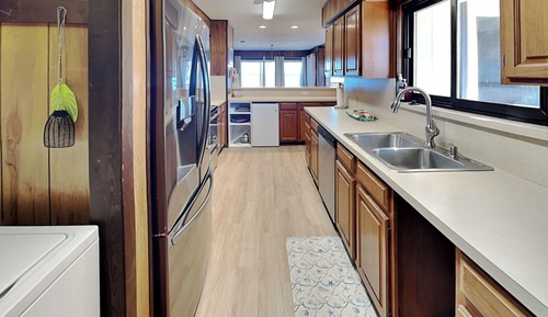 House (4 Bedrooms)