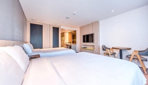 Family Twin Room