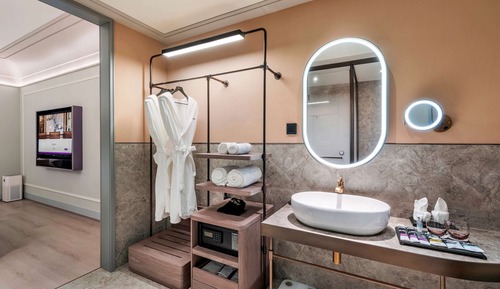 Privilege, Room, 2 Twin Beds