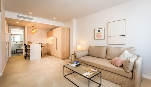 City Apartment (2 adults and 2 children)