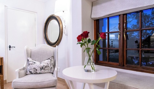 Standard Twin Room (Deluxe)