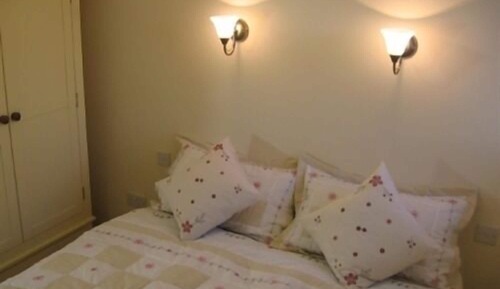 Cottage, Shared Bathroom (The Shippon - Broomedge  )