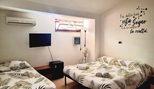 Basic Triple Room
