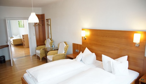 Studio Suite, Balcony