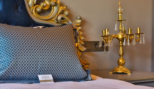 Honeymoon Room