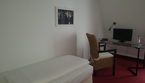 Comfort Single Room