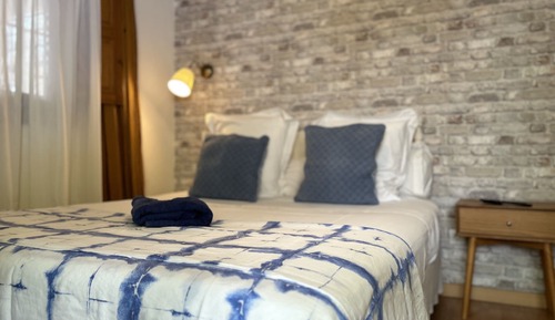Basic Single Room, Private Bathroom, Garden View