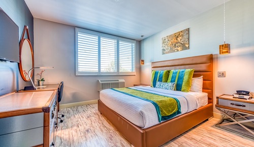 Classic Room, 1 King Bed