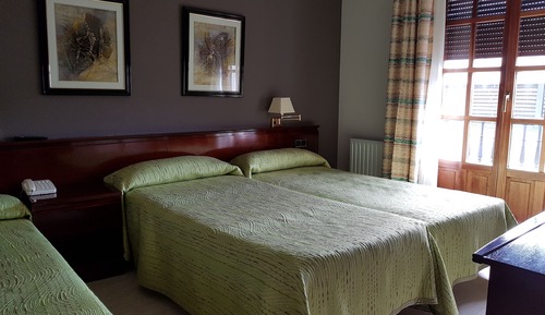 Triple Room