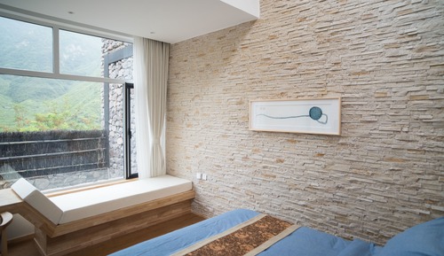 Deluxe Double Room with Courtyard