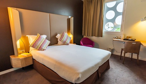 Next Generation, Room, 2 Twin Beds