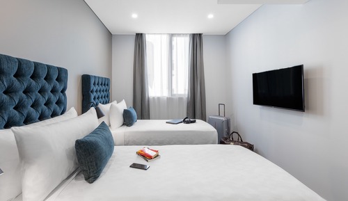 1 Bedroom Luxury Twin Suite