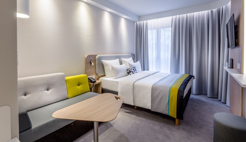 Standard Room, 1 King Bed, Corner
