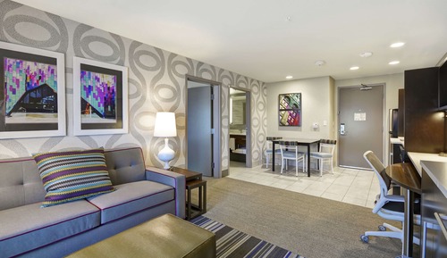 Suite, 1 Bedroom, 1 King Bed, Non Smoking
