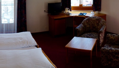 Double Room, Bathtub