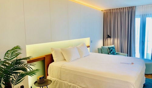 Executive Suite - City View