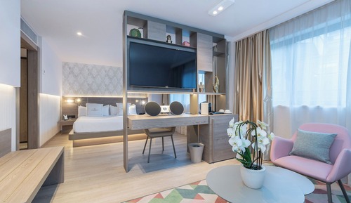 Deluxe Triple Room (2 adults + 1 child)