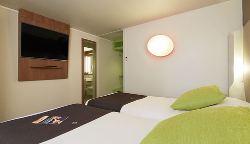 Next Generation, Room, 2 Twin Beds