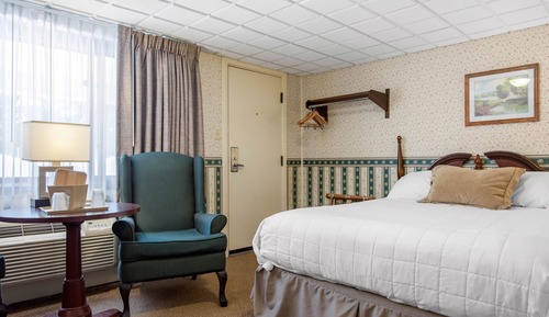Family Room, Multiple Beds, Non Smoking