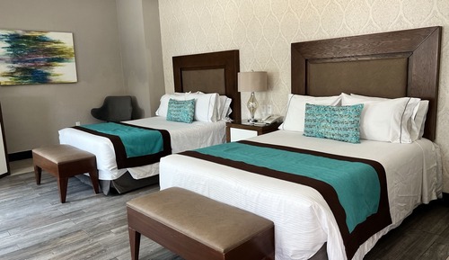 Suite, 2 Double Beds, Kitchenette