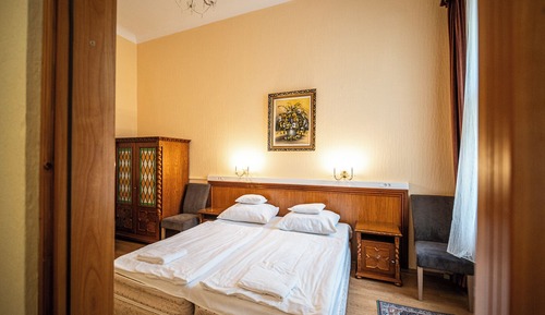 Classic Double Room