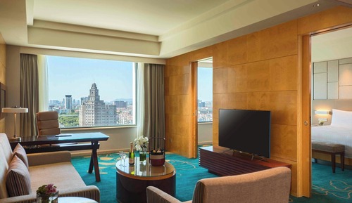Club Suite, 1 Bedroom, City View