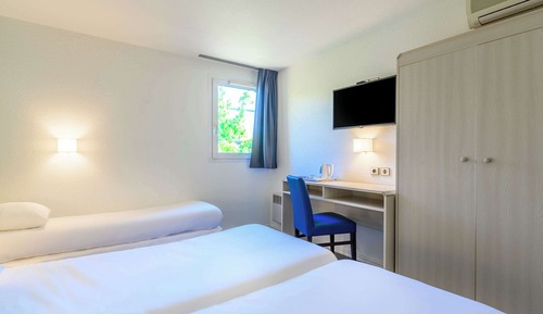 Standard Triple Room, 3 Twin Beds, Non Smoking