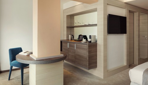 Superior Double Room, Balcony, Park View