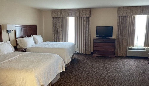 Suite, 2 Queen Beds, Accessible, Non Smoking