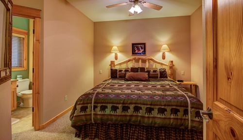 Premium Condo, 3 Bedrooms