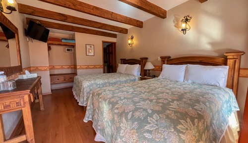 Standard Room, 2 Double Beds