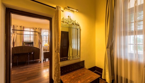 King Room