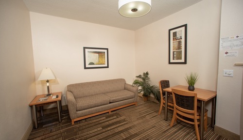 Family Room, 1 Bedroom