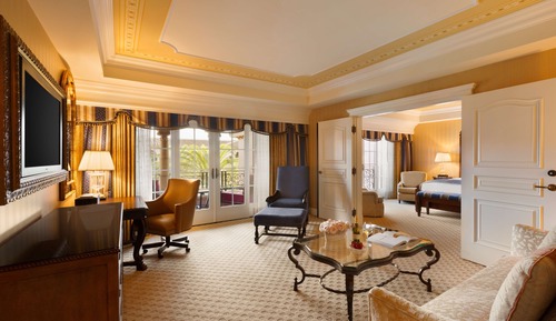 Del Mar 1 Bedroom Fireside Suite - 1 King