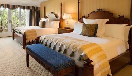 Deluxe Veranda 2 Queen Beds