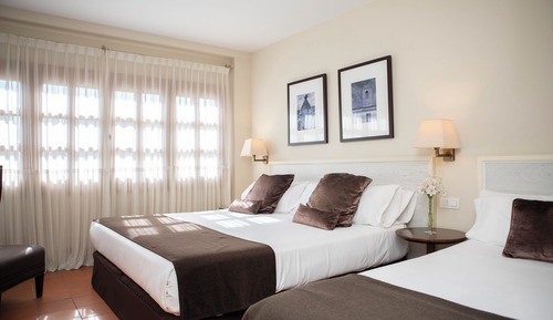 Classic Triple Room