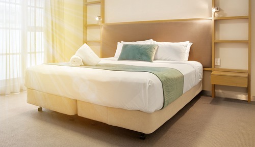 One Bedroom Suite 