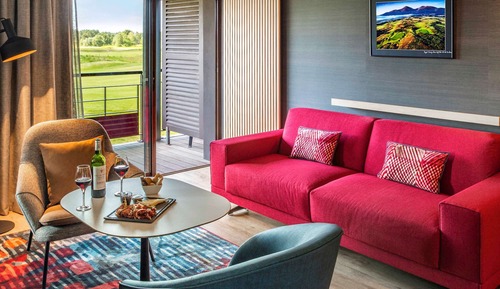 Suite, 1 King Bed, Terrace, Golf View