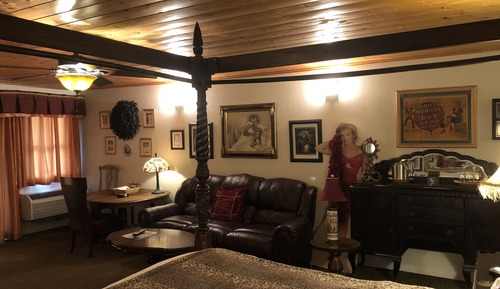Marilyn Monroe's Boudoir